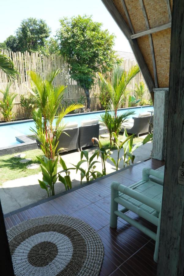 Hotel Copacabana Gili Air Esterno foto