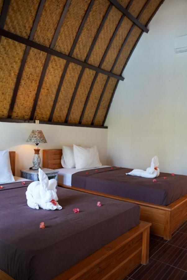 Hotel Copacabana Gili Air Esterno foto